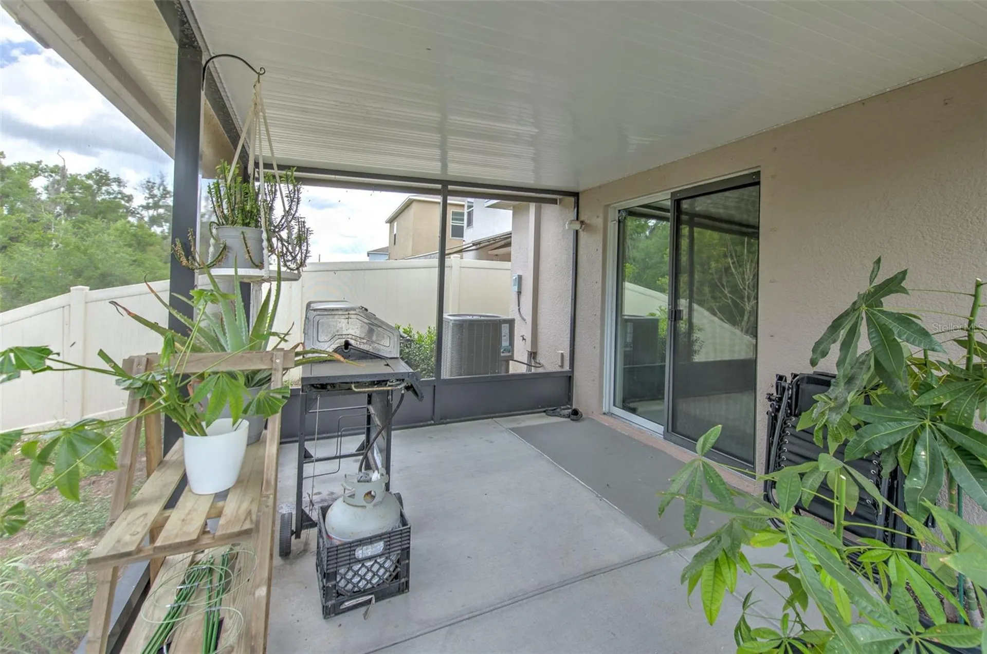 17334 White Mangrove Drive Wimauma FL 33598