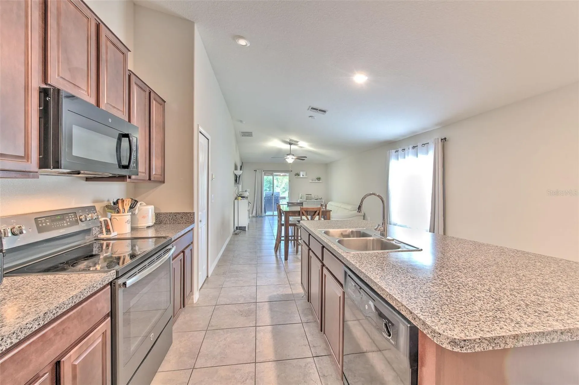 17334 White Mangrove Drive Wimauma FL 33598