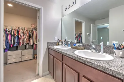 17334 White Mangrove Drive Wimauma FL 33598