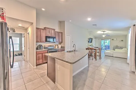 17334 White Mangrove Drive Wimauma FL 33598