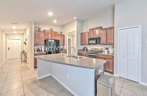 17334 White Mangrove Drive Wimauma FL 33598