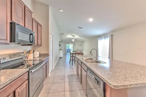 17334 White Mangrove Drive Wimauma FL 33598