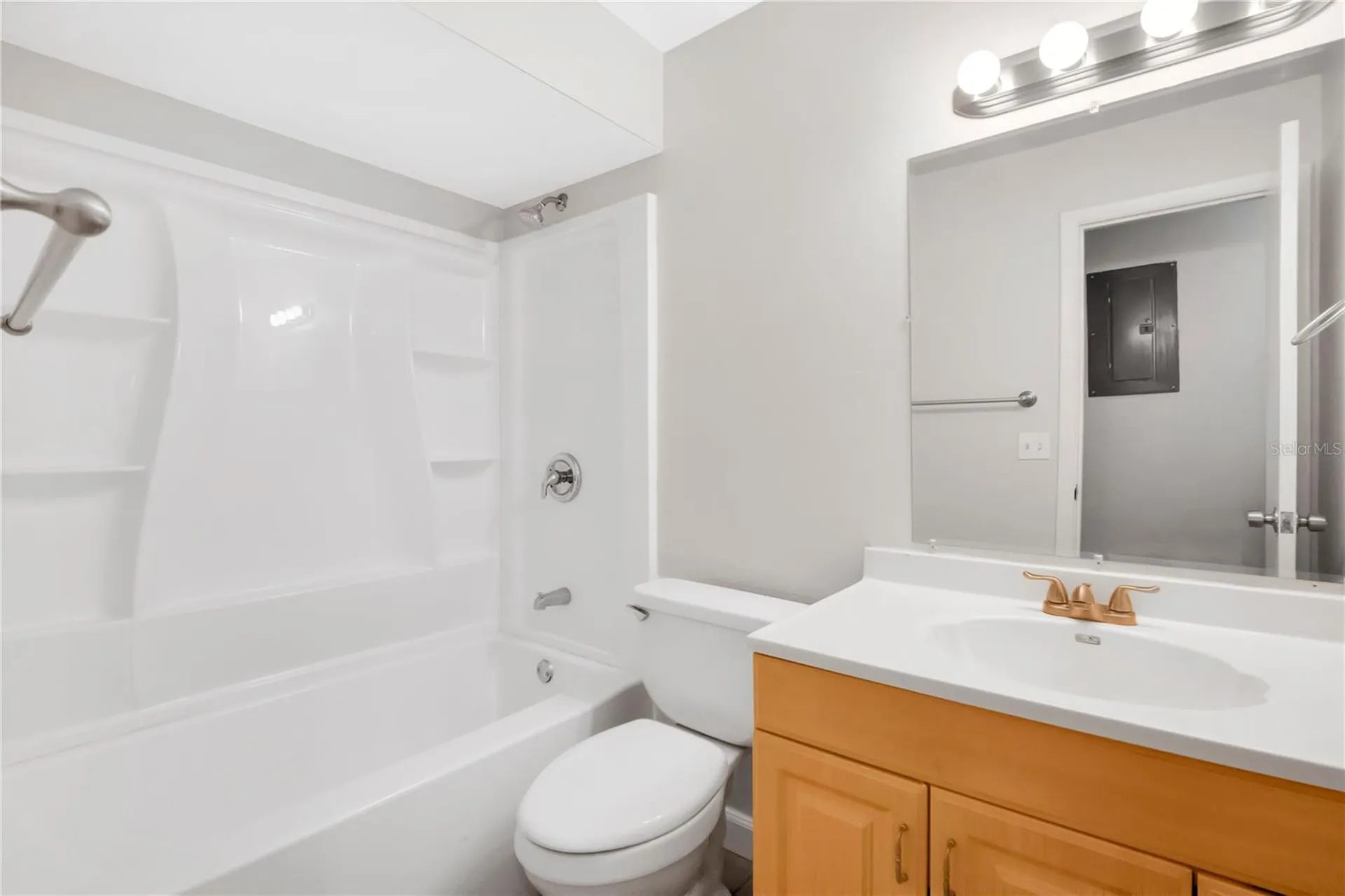 299 Valencia Avenue Kissimmee FL 34743