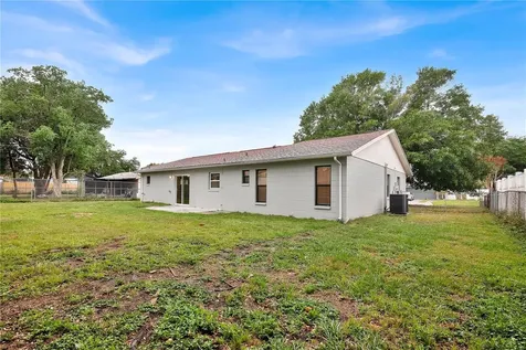 299 Valencia Avenue Kissimmee FL 34743