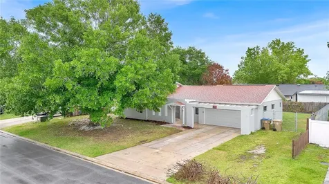 299 Valencia Avenue Kissimmee FL 34743