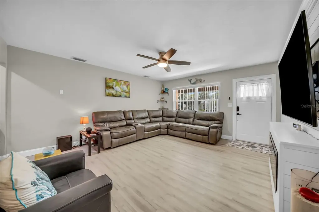 5705 15th Avenue S Gulfport FL 33707