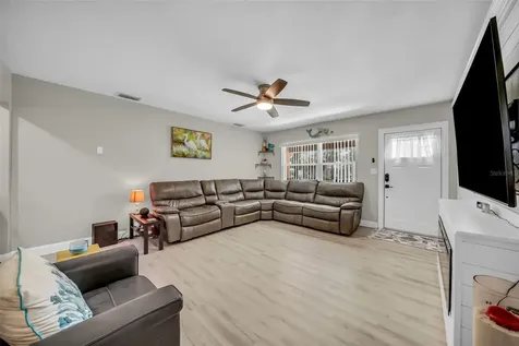 5705 15th Avenue S Gulfport FL 33707
