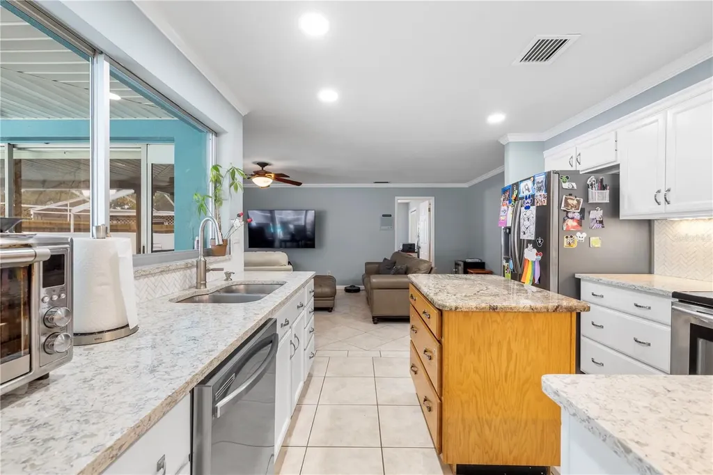 2215 Buena Vista Drive Clearwater FL 33764