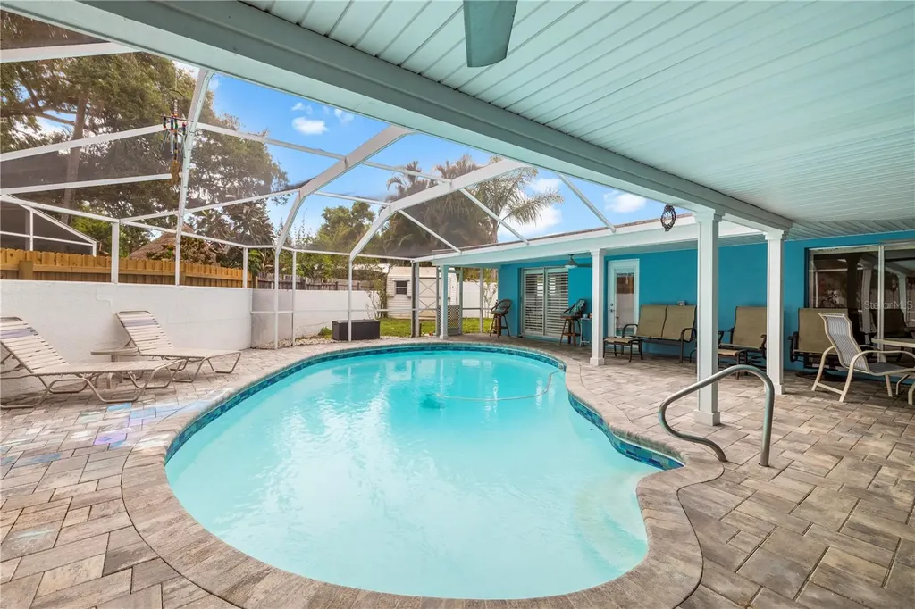 2215 Buena Vista Drive Clearwater FL 33764