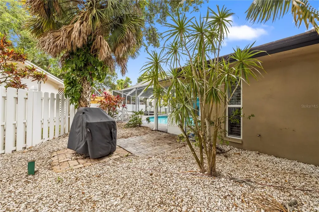 2215 Buena Vista Drive Clearwater FL 33764