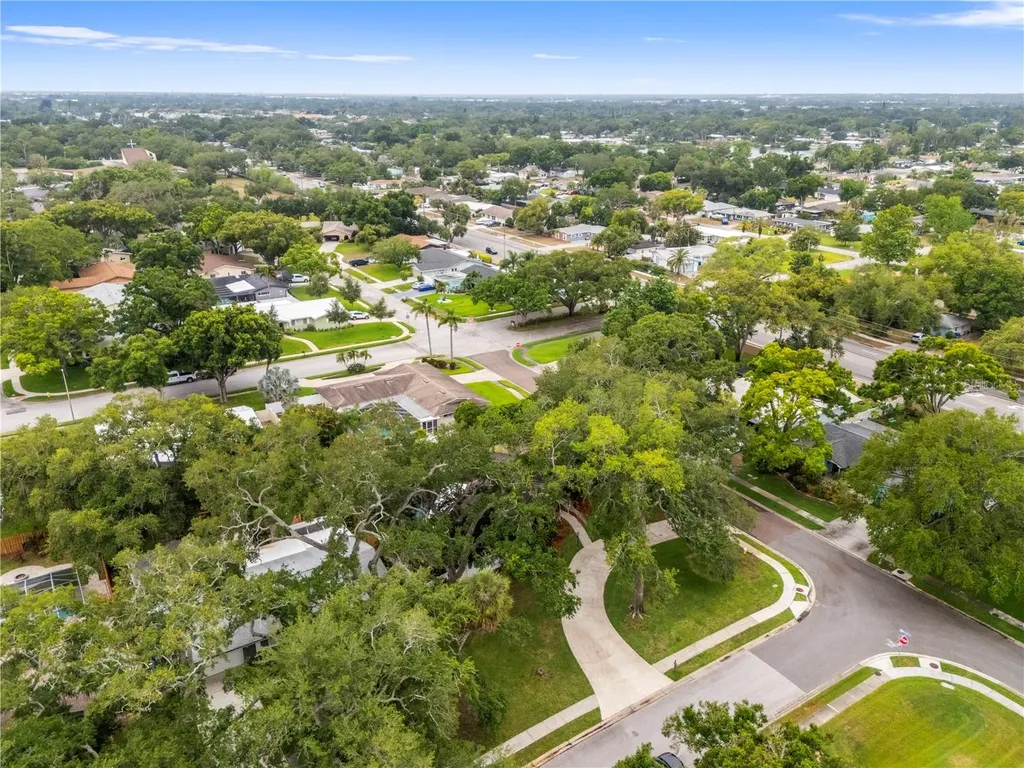 2215 Buena Vista Drive Clearwater FL 33764