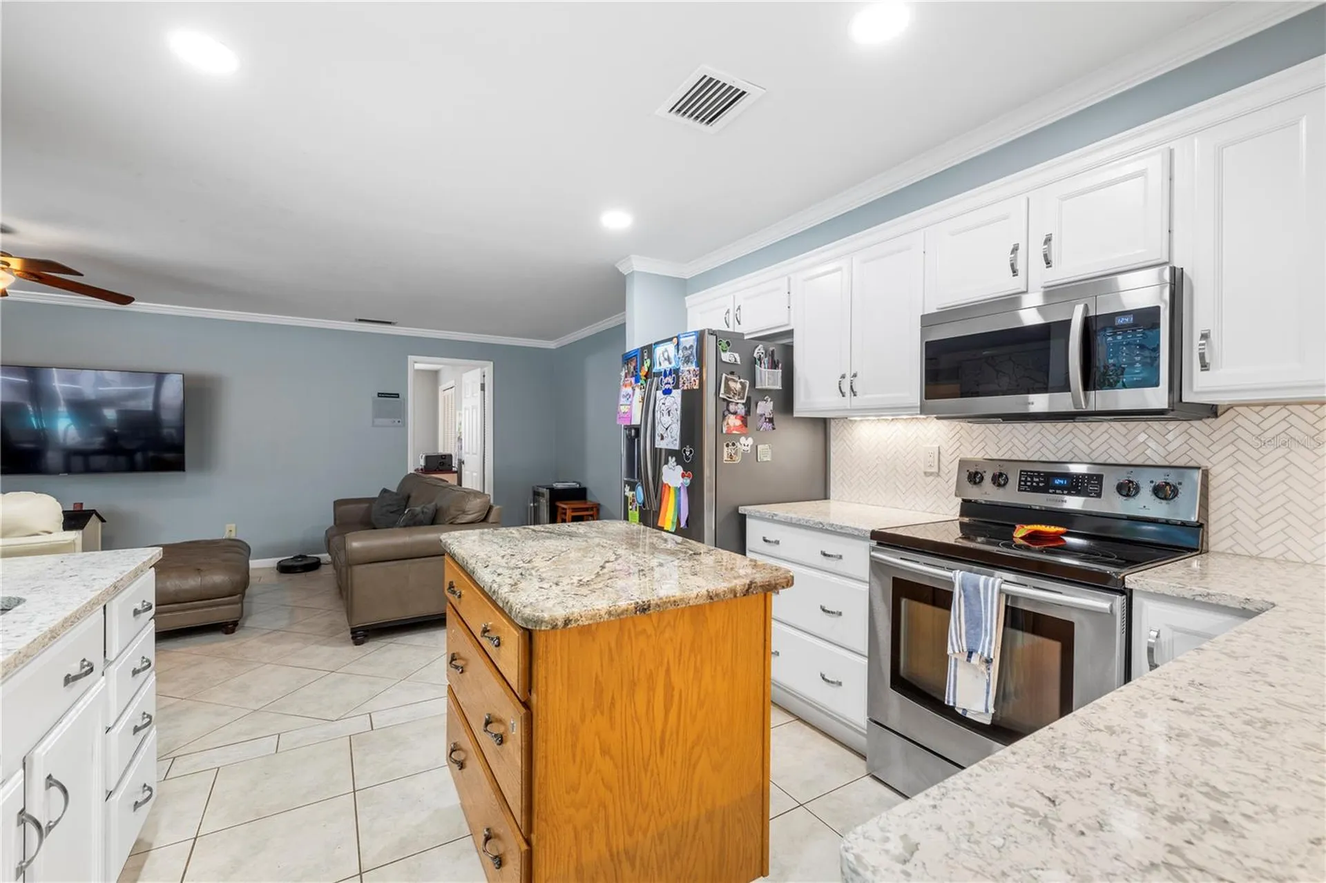 2215 Buena Vista Drive Clearwater FL 33764