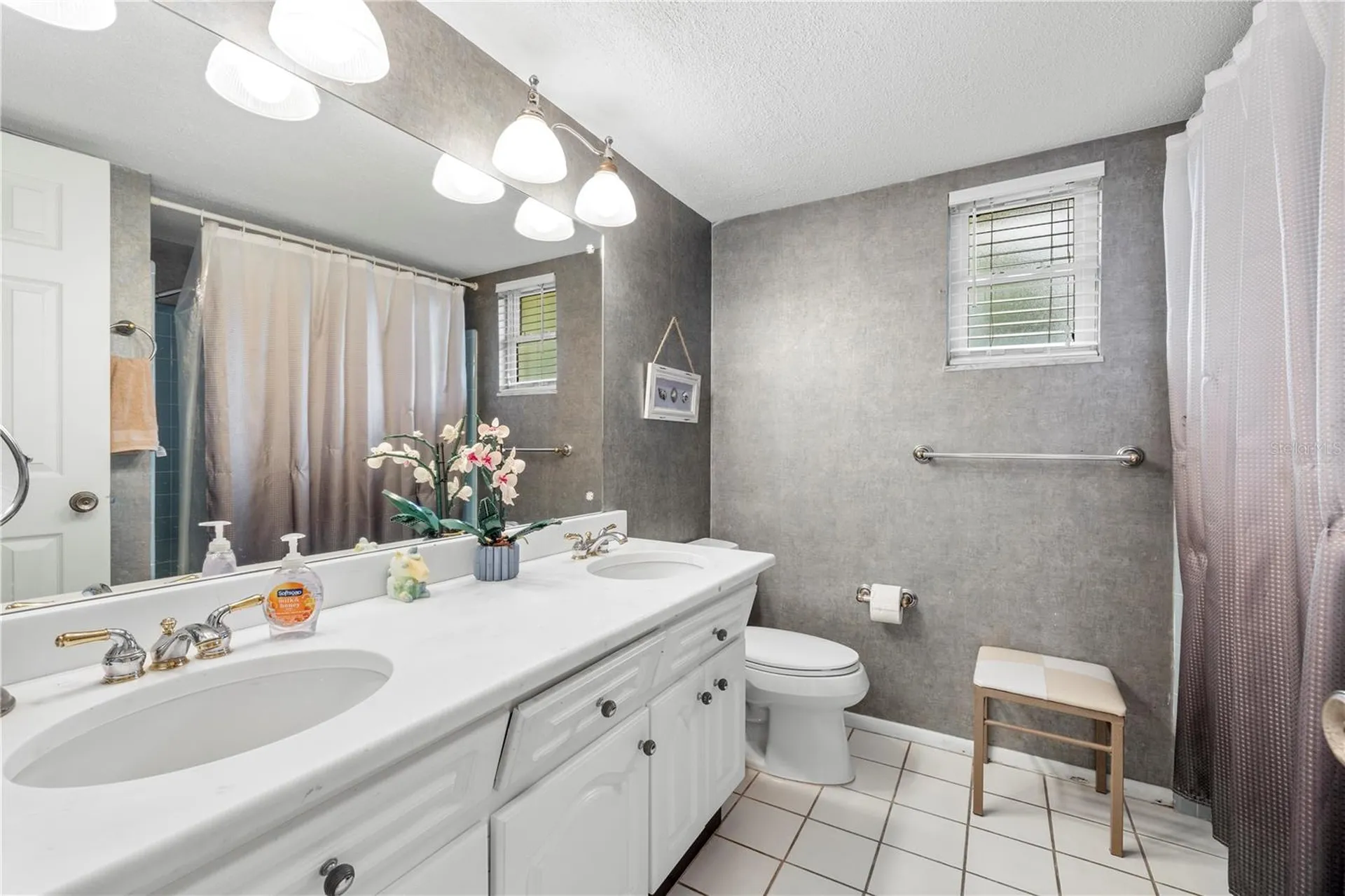 2215 Buena Vista Drive Clearwater FL 33764