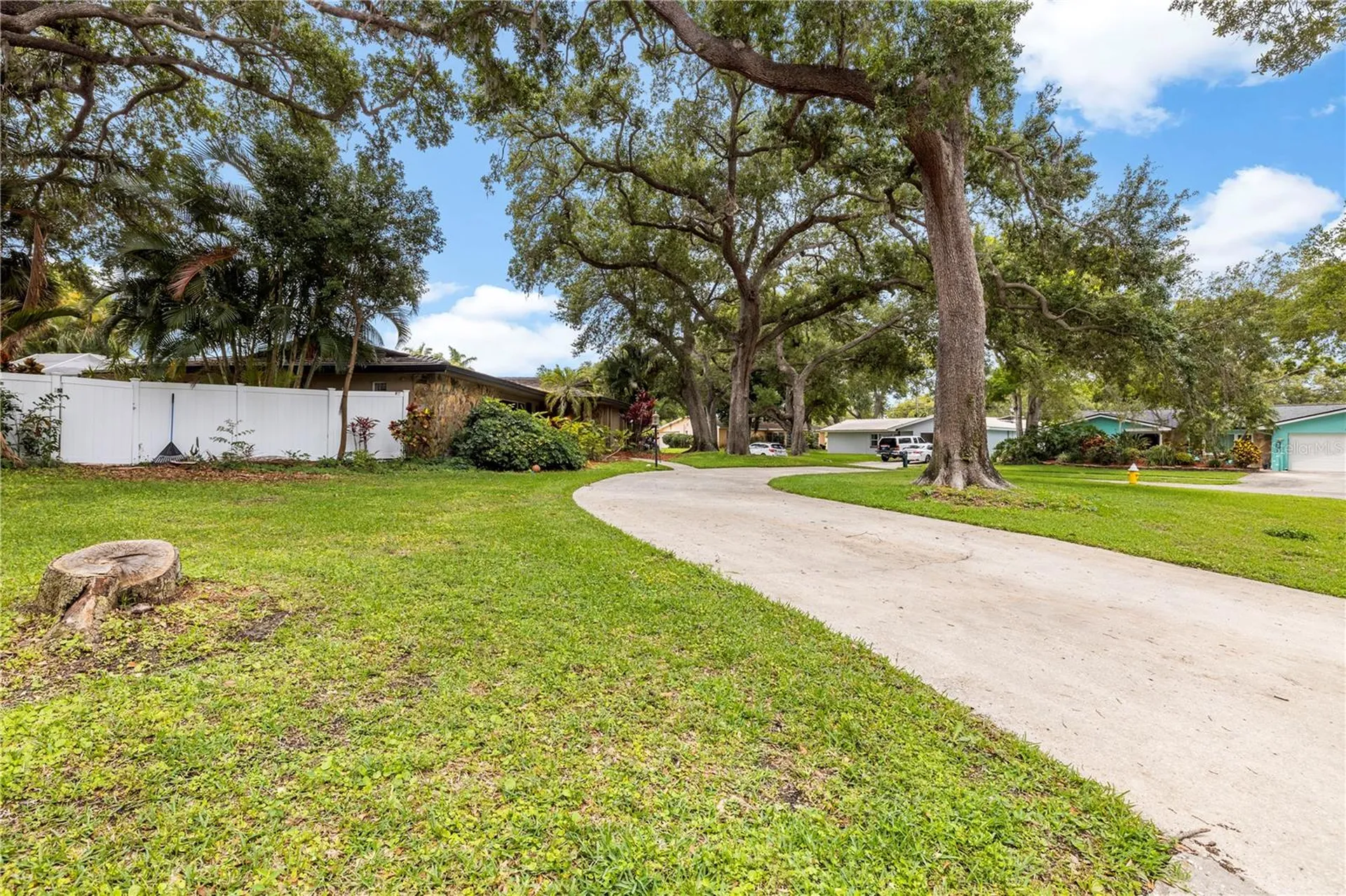 2215 Buena Vista Drive Clearwater FL 33764
