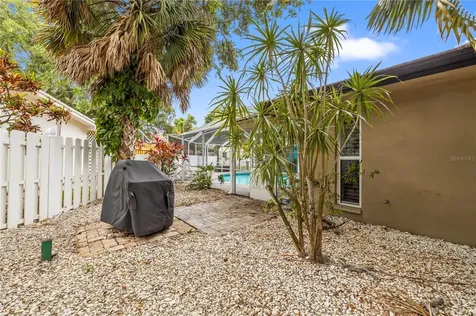 2215 Buena Vista Drive Clearwater FL 33764