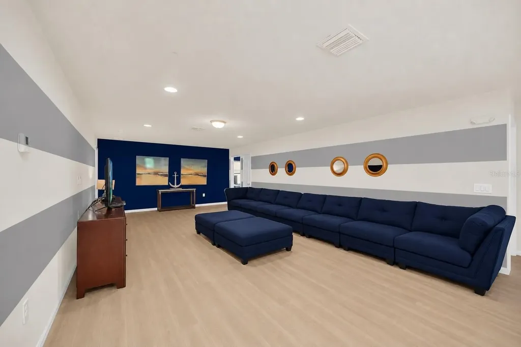 8887 Menton Loop Kissimmee FL 34747
