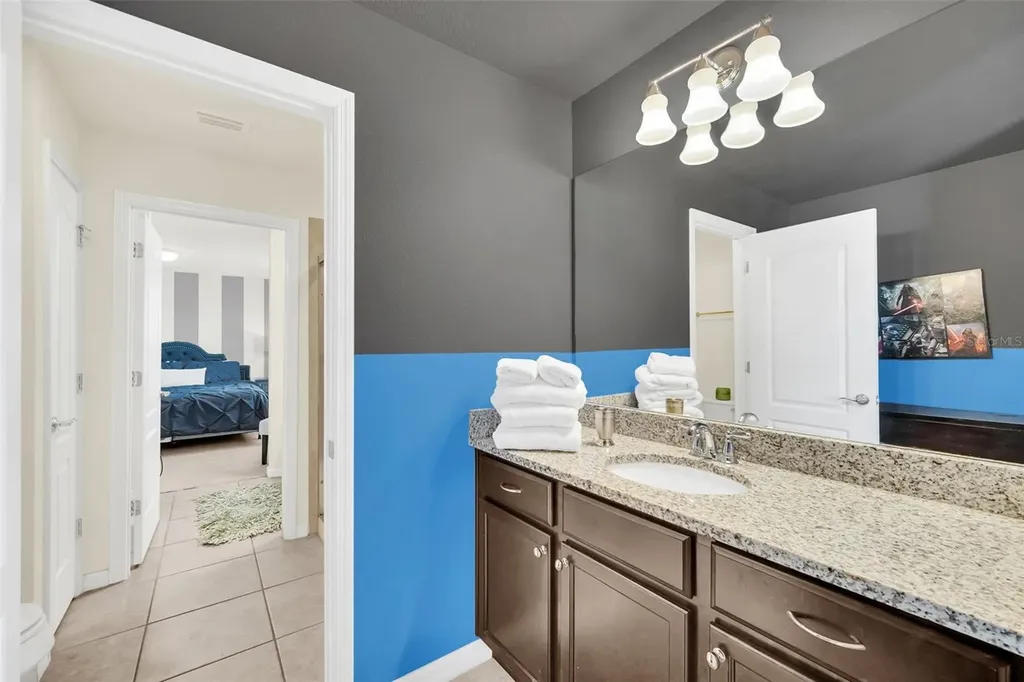8887 Menton Loop Kissimmee FL 34747