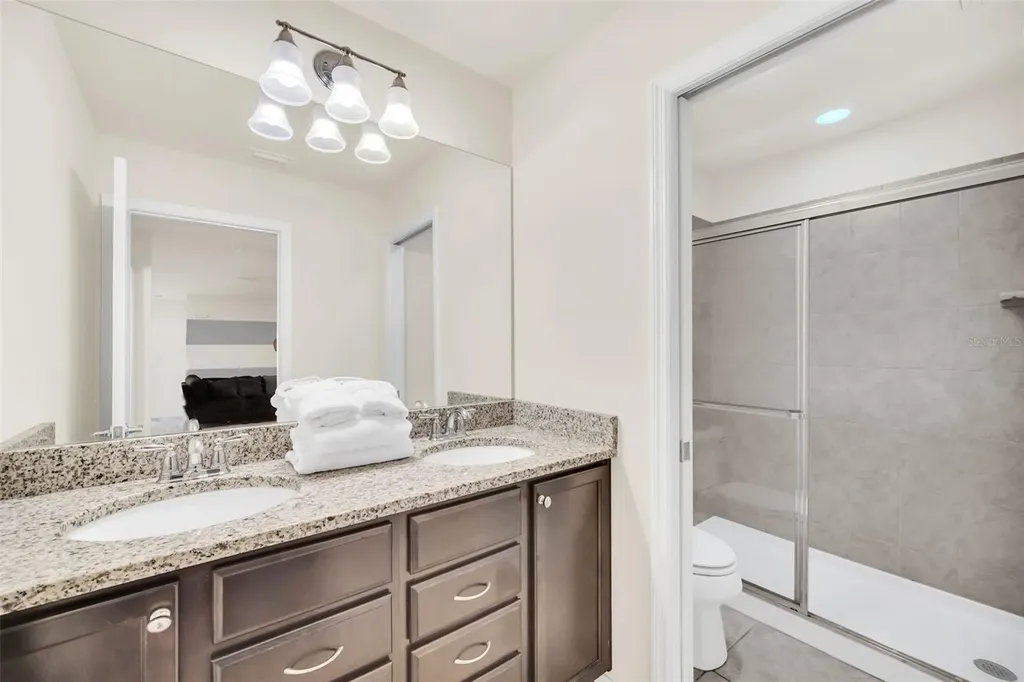 8887 Menton Loop Kissimmee FL 34747