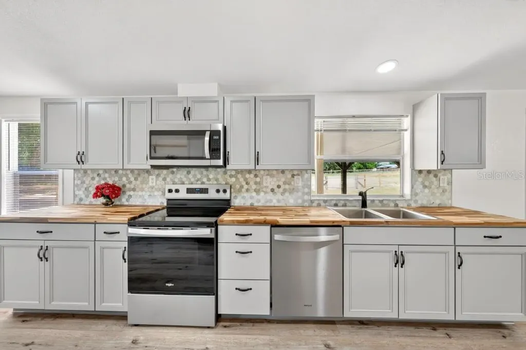 40100 Jim Scotts Road Leesburg FL 34788