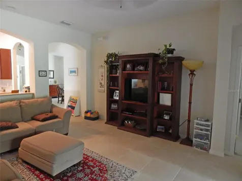 6433 Bridgecrest Drive Lithia FL 33547