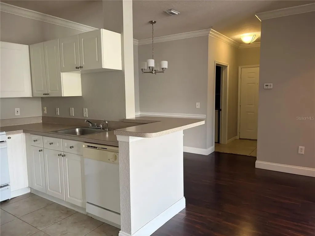 3325 S Kirkman Road Orlando FL 32811