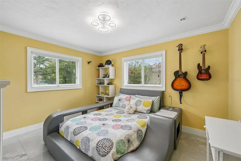 2032 Massachusetts Avenue NE St Petersburg FL 33703