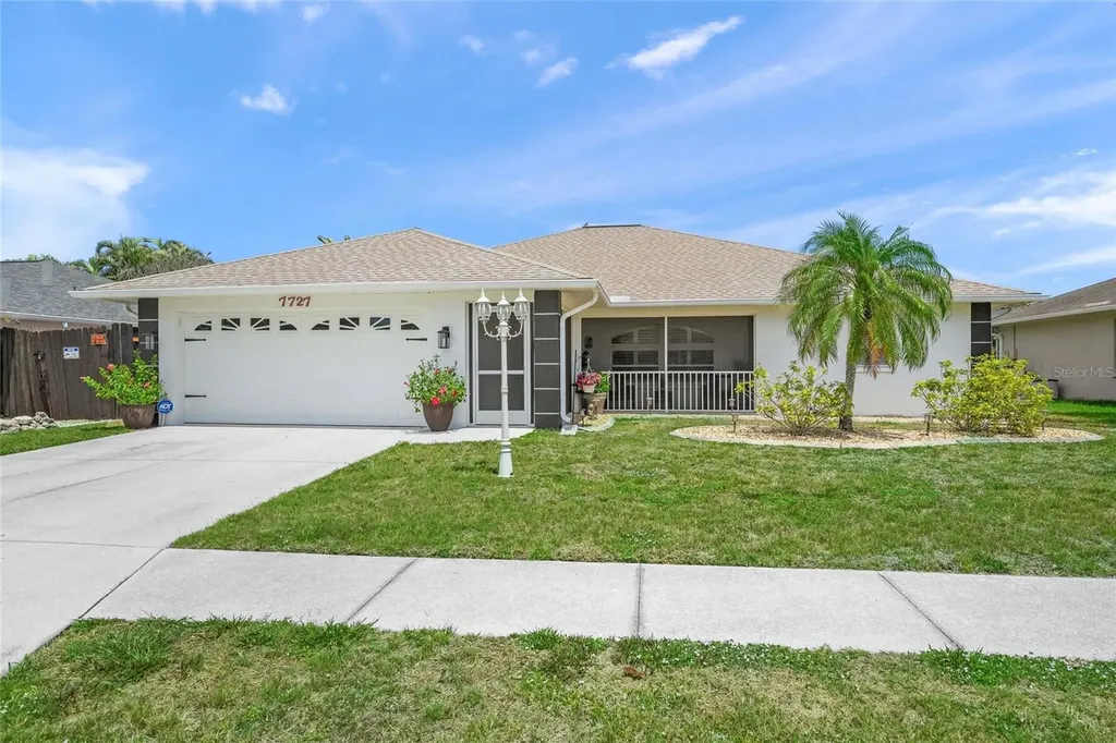 7727 36th Lane E Sarasota FL 34243