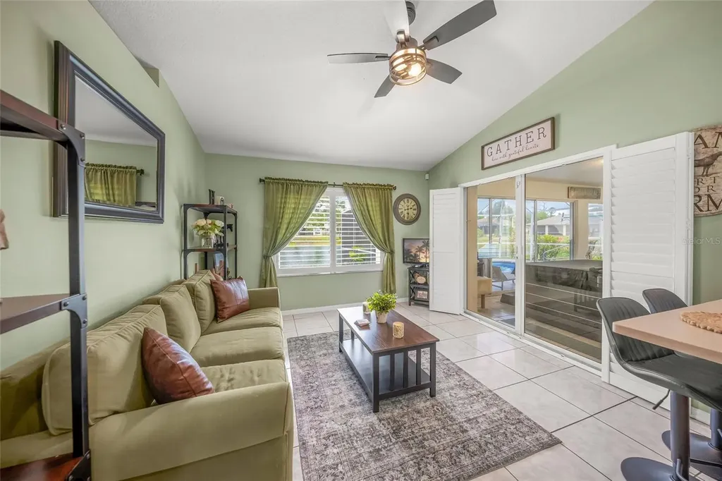 7727 36th Lane E Sarasota FL 34243