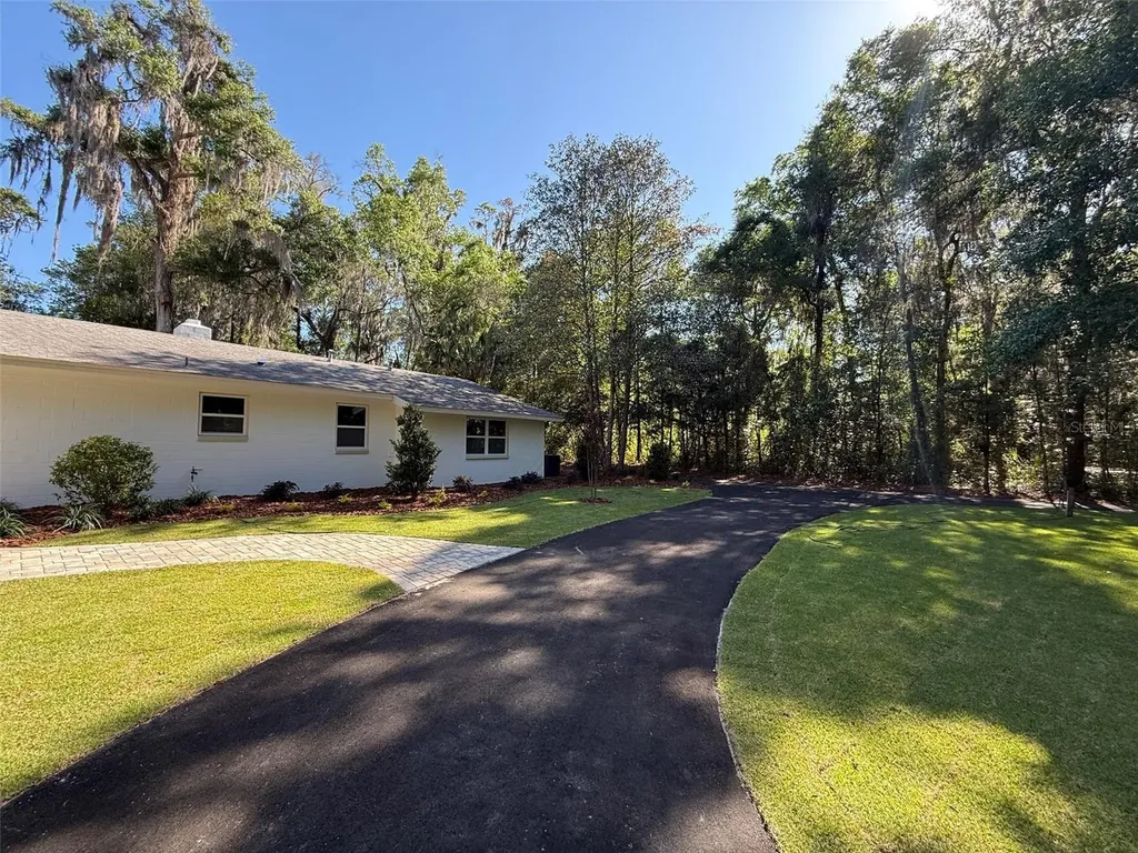 4890 NW 20th Place Gainesville FL 32605