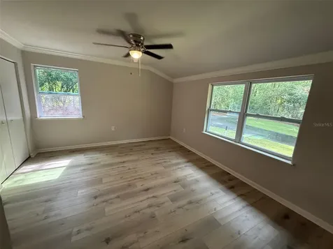 4890 NW 20th Place Gainesville FL 32605