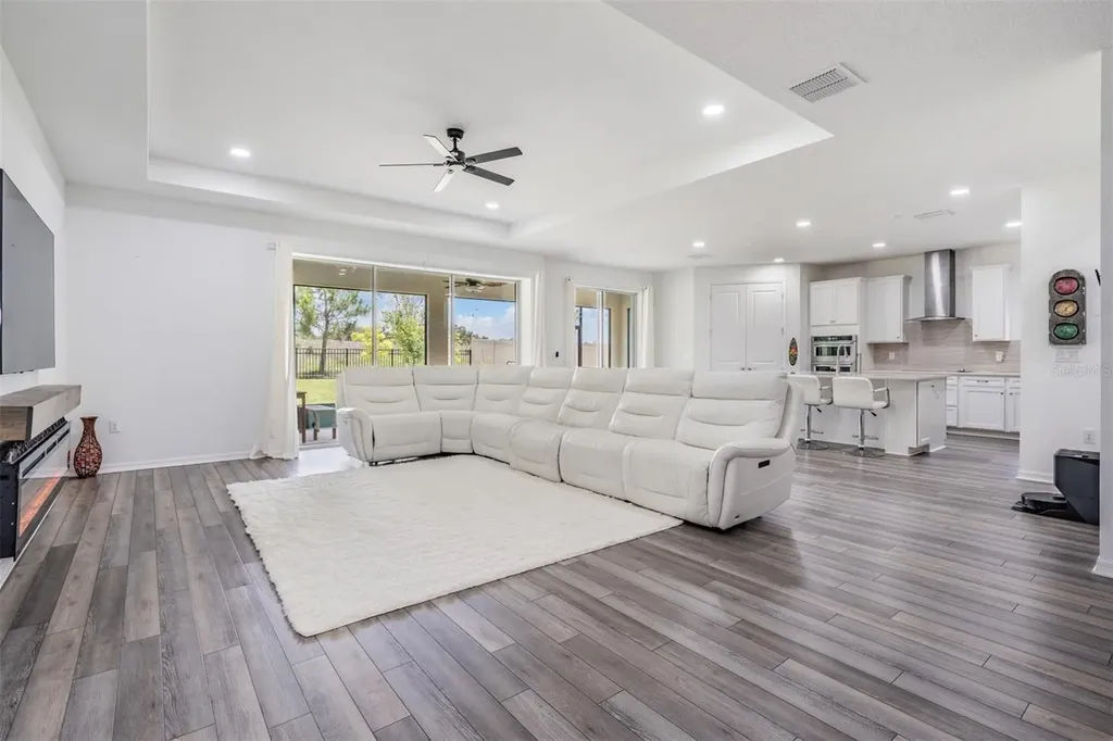 9405 Ibis Grove Boulevard Wesley Chapel FL 33545