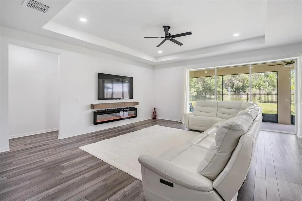 9405 Ibis Grove Boulevard Wesley Chapel FL 33545