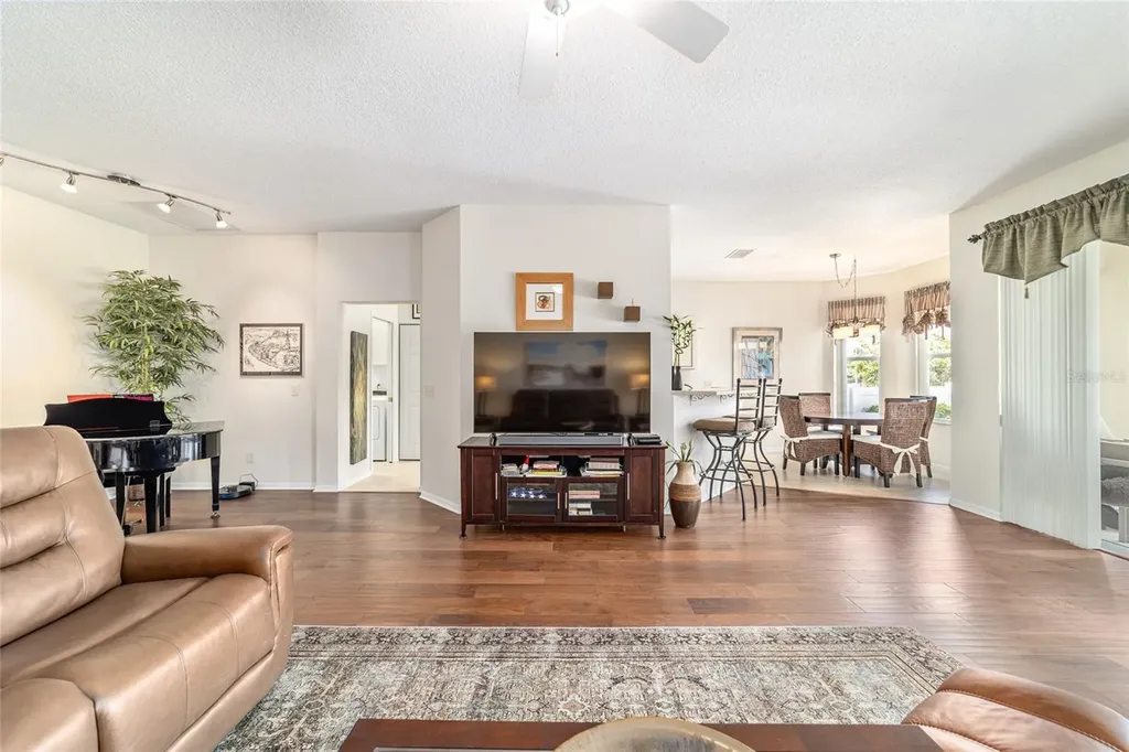 9458 SW 93rd Loop Ocala FL 34481
