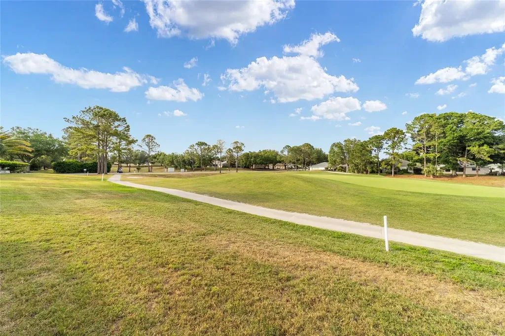 9458 SW 93rd Loop Ocala FL 34481