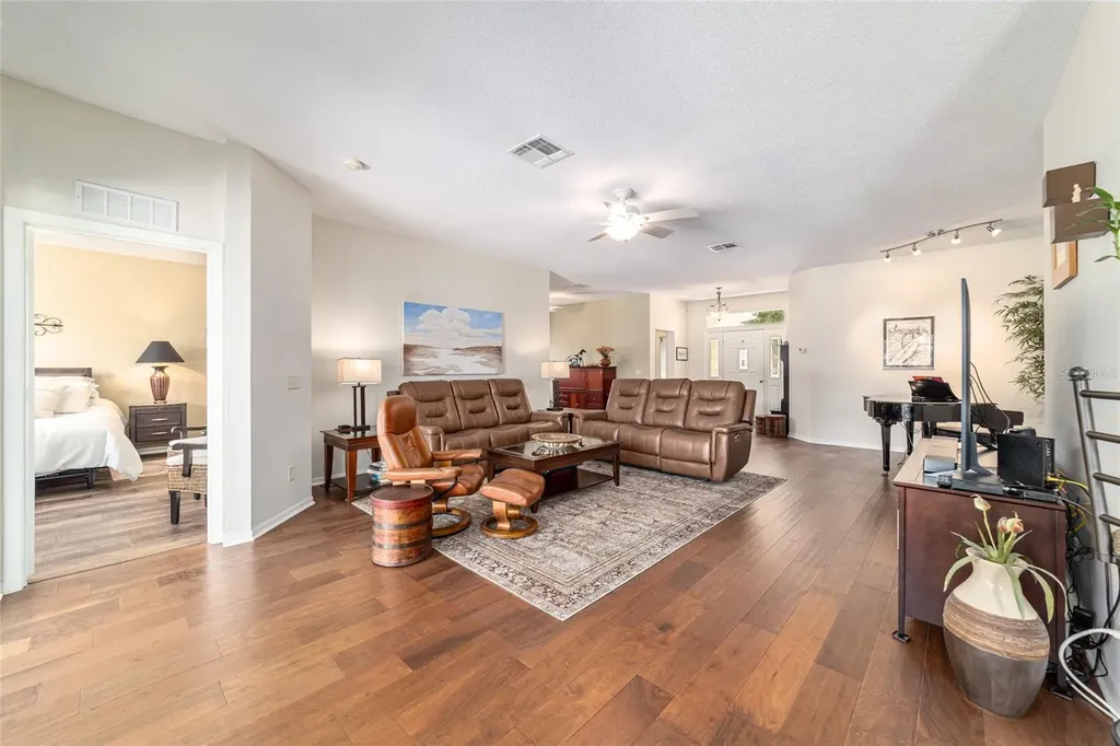9458 SW 93rd Loop Ocala FL 34481