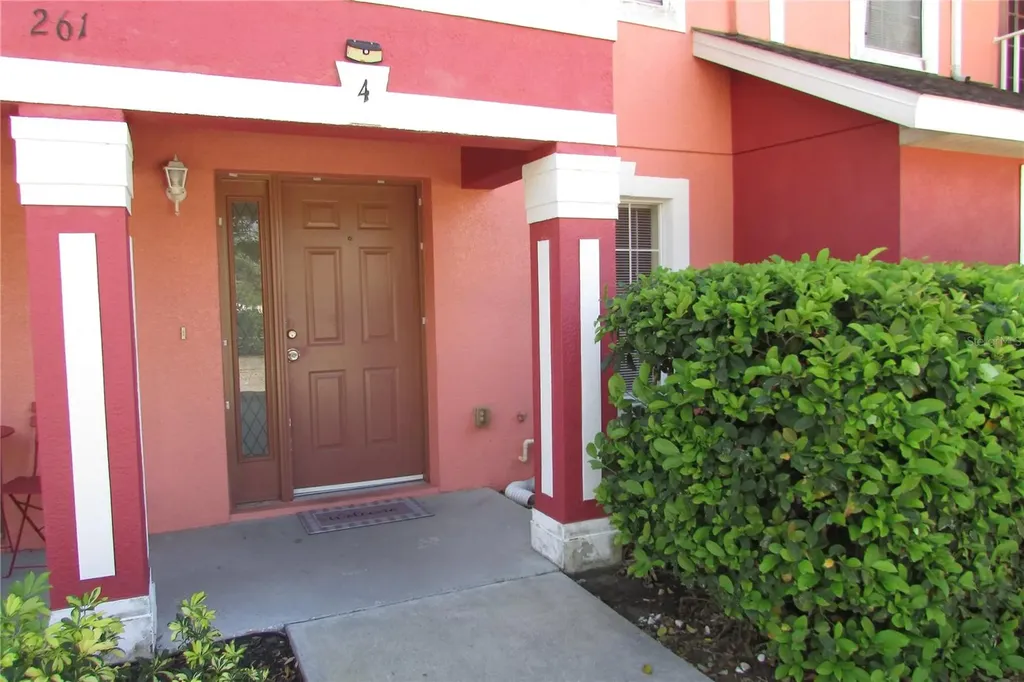 261 Autumn Lane Kissimmee FL 34743
