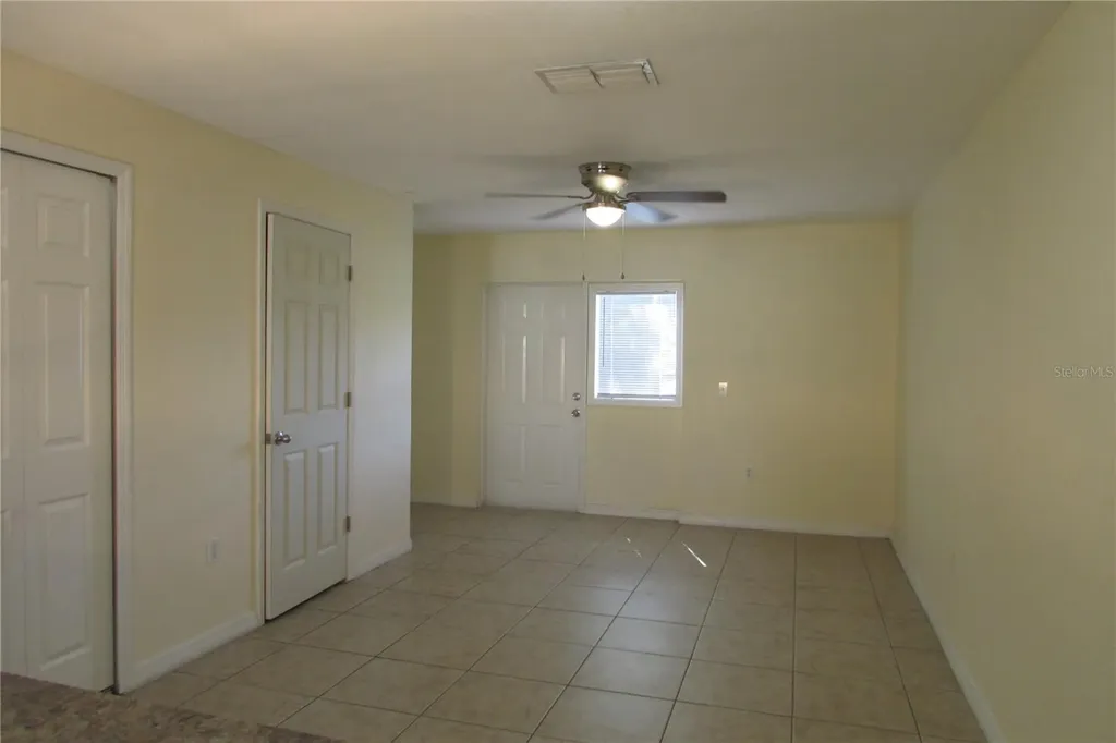261 Autumn Lane Kissimmee FL 34743