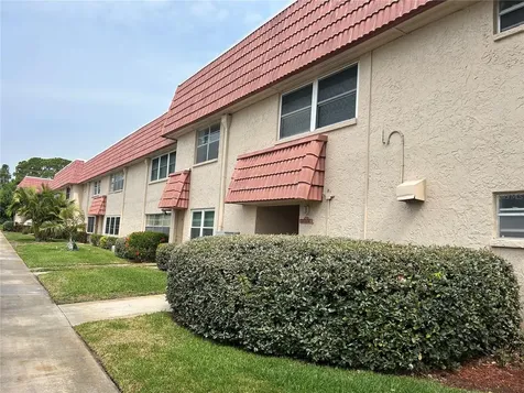 10037 62nd Terrace N St Petersburg FL 33708