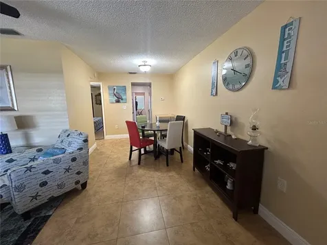 10037 62nd Terrace N St Petersburg FL 33708