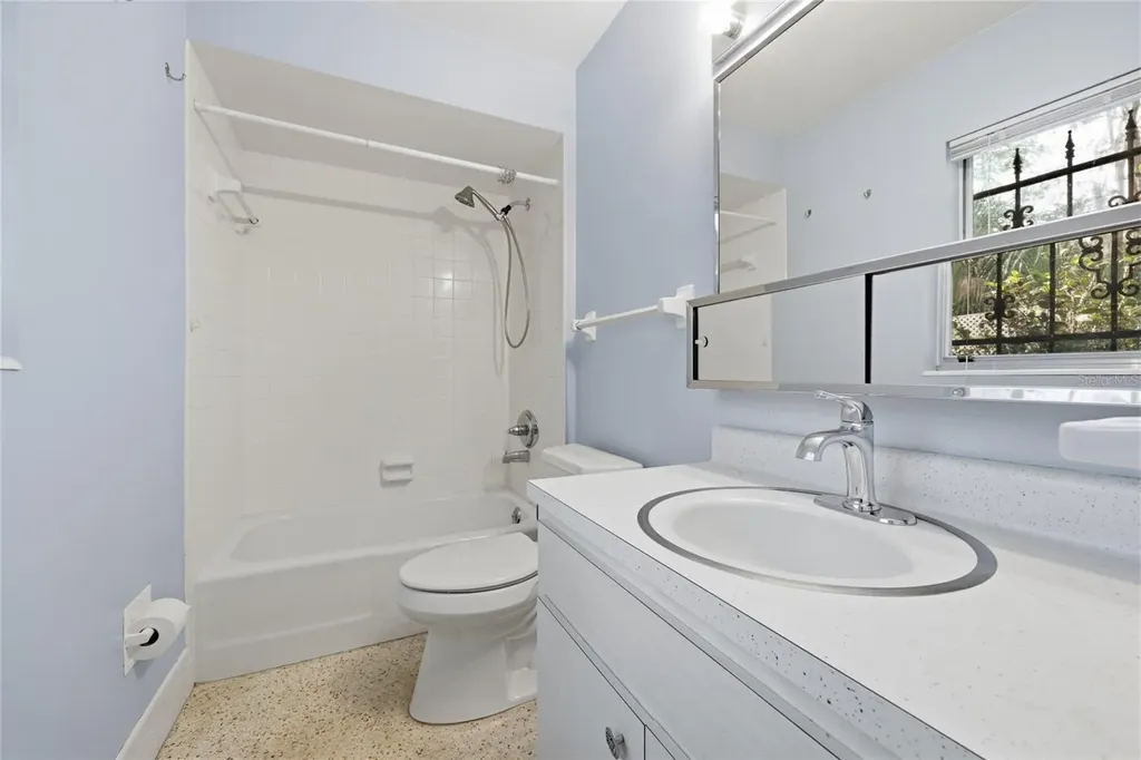 4130 NW 19th Place Gainesville FL 32605