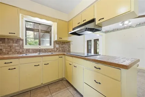 4130 NW 19th Place Gainesville FL 32605