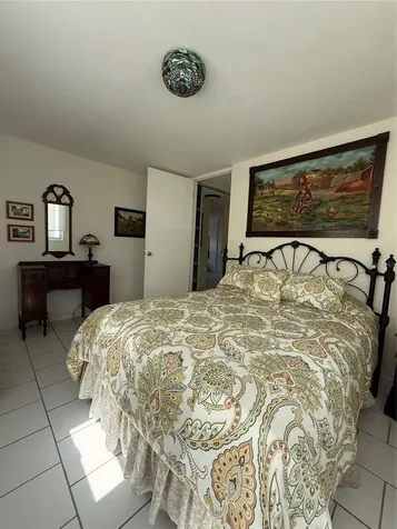5245 Isla Verde Avenue Carolina PR 00979