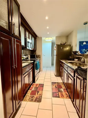 5245 Isla Verde Avenue Carolina PR 00979