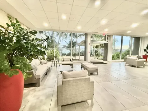 3103 Avenue Isla Verde Carolina PR 00979