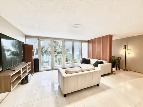 3103 Avenue Isla Verde Carolina PR 00979