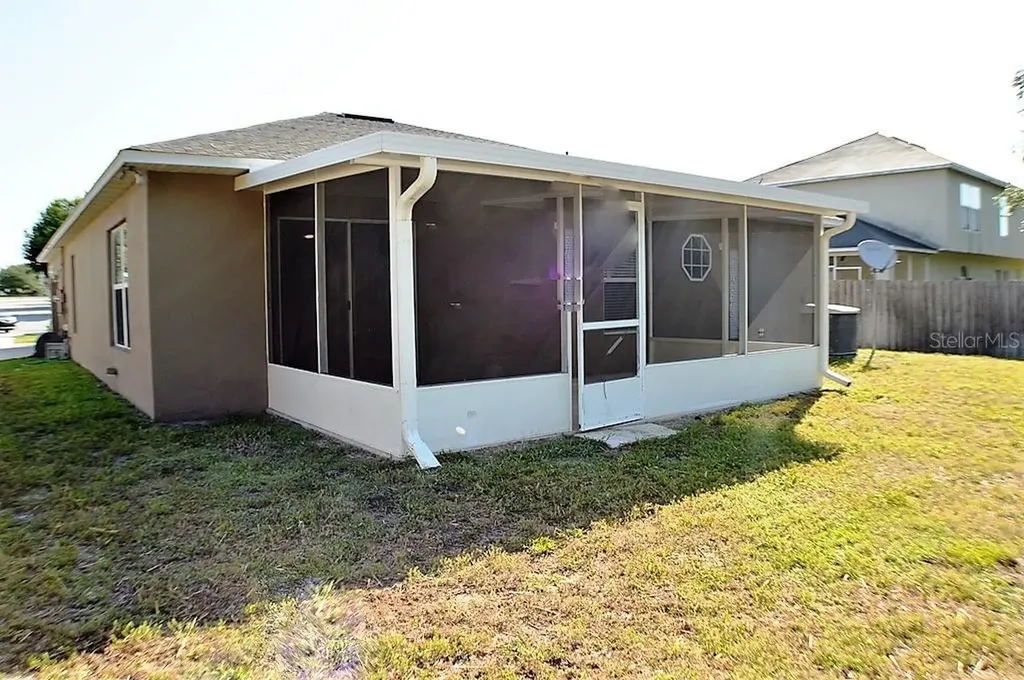 1017 Tawny Eagle Drive Groveland FL 34736
