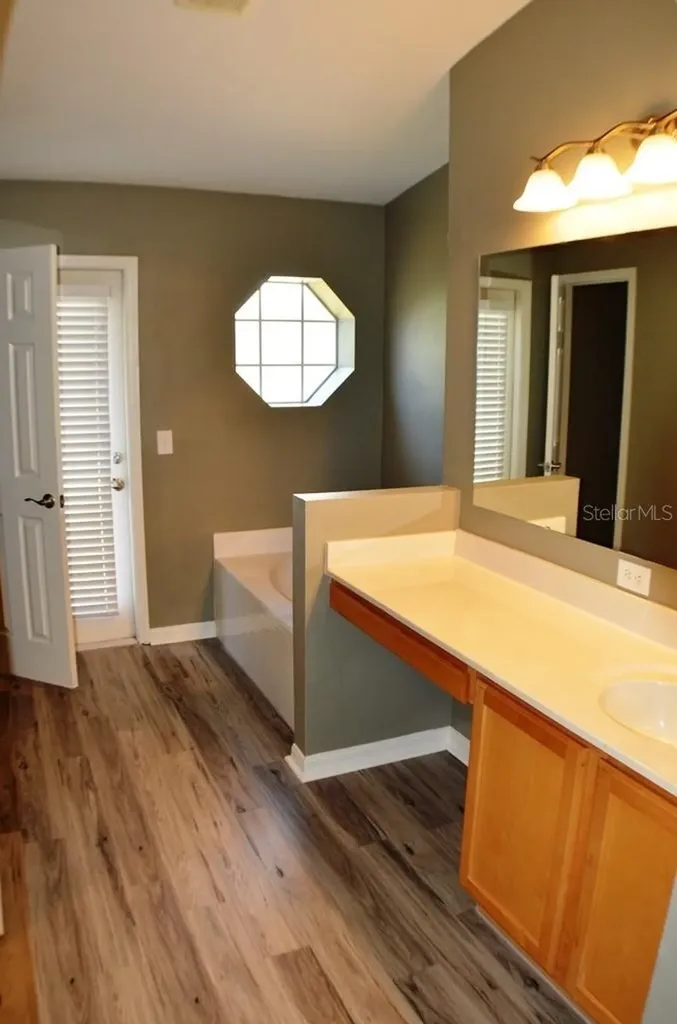 1017 Tawny Eagle Drive Groveland FL 34736