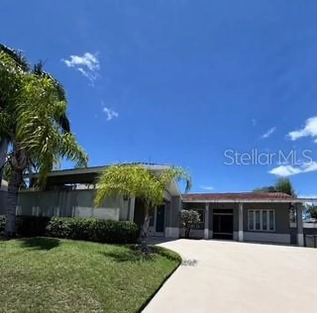 180 Sabanera Dorado PR 00646