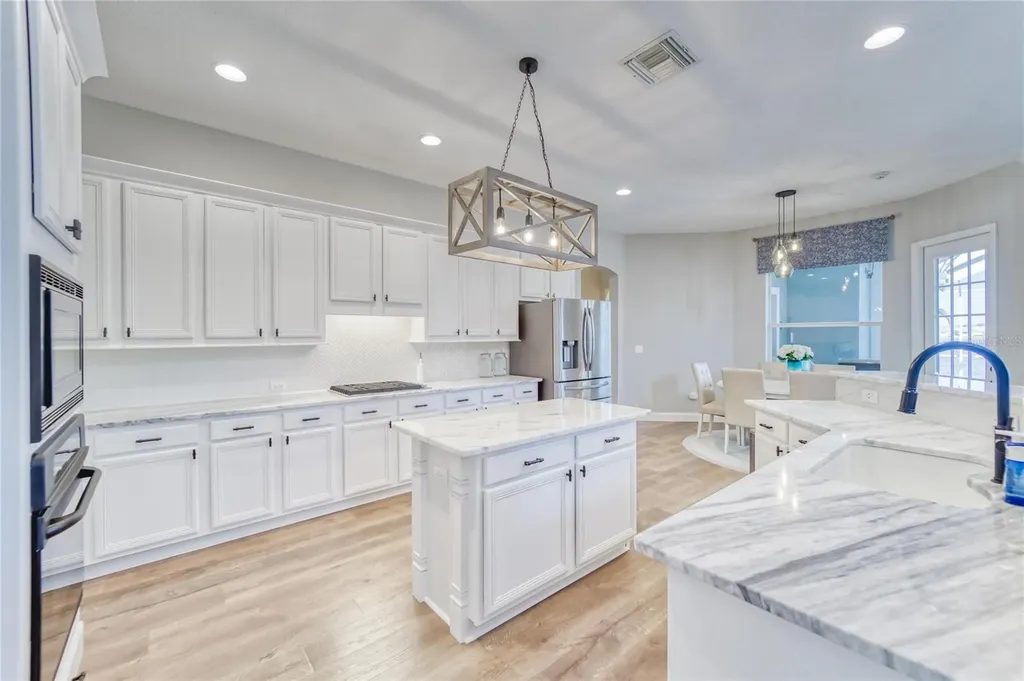 5225 Brighton Shore Drive Apollo Beach FL 33572
