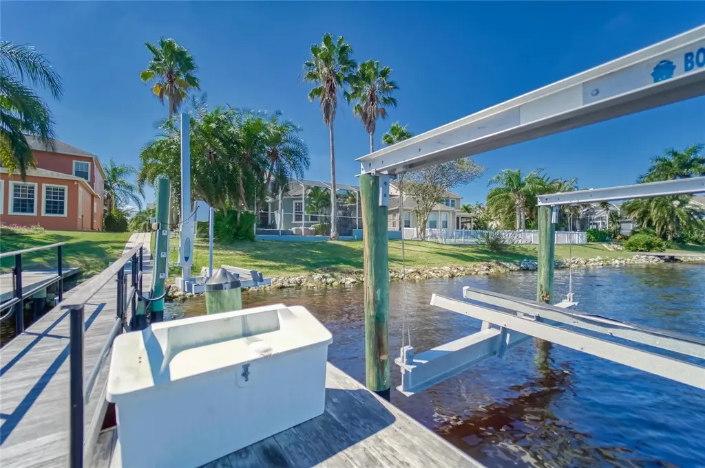 5225 Brighton Shore Drive Apollo Beach FL 33572